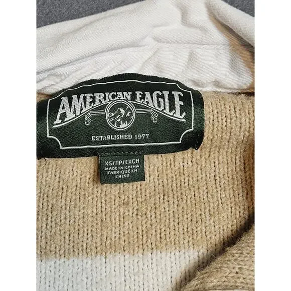 American Eagle Sweater Womens XS Tan White Striped Cropped Preppy Cozycore - Picture 3 of 7